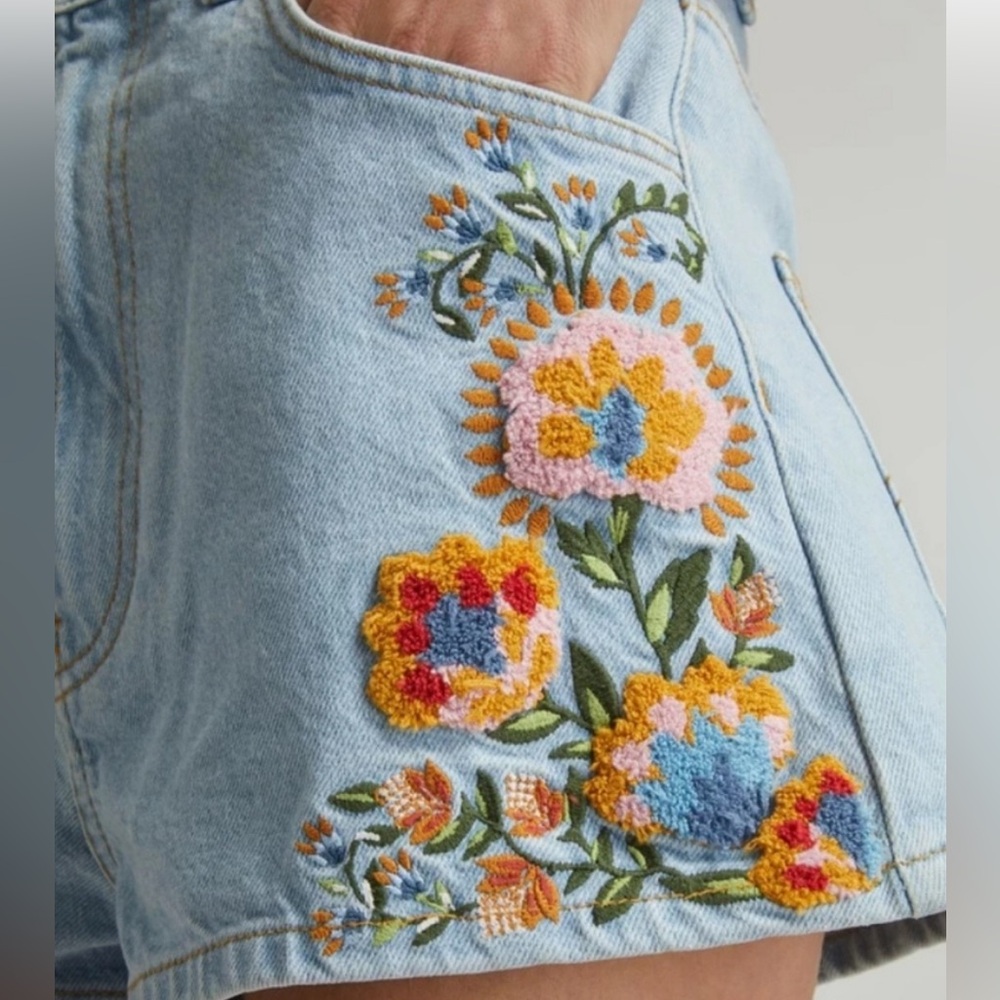 Farm Rio Summer Garden Embroidered Boho Denim Shorts size 27